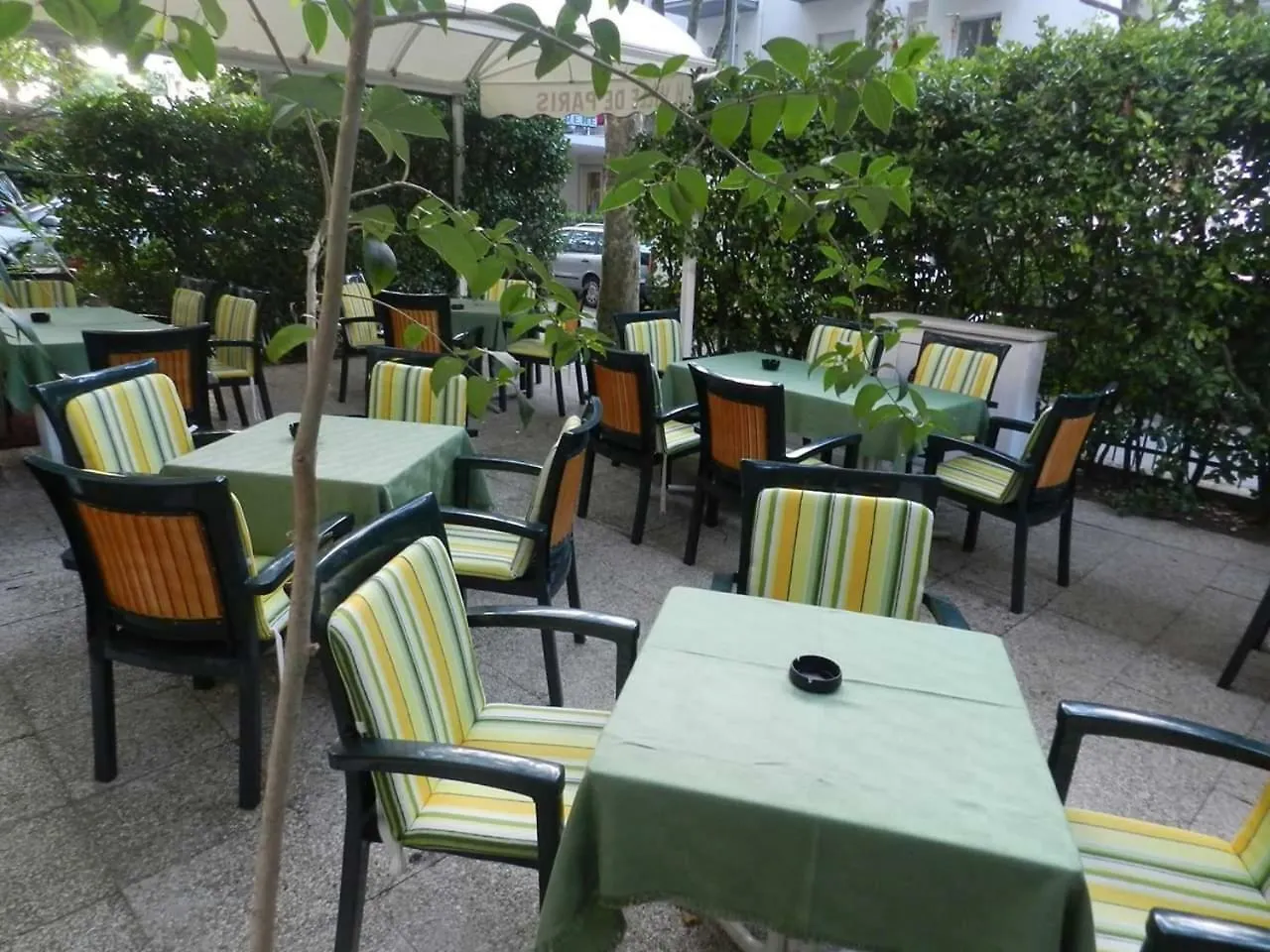 Hotel Ville De Paris Riccione 2*,  Italien